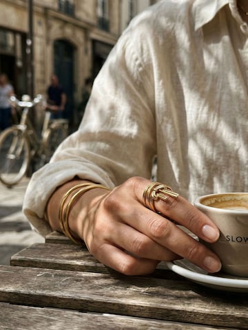 Nemomatheo Ring 'Ribbon Knot' in Gold