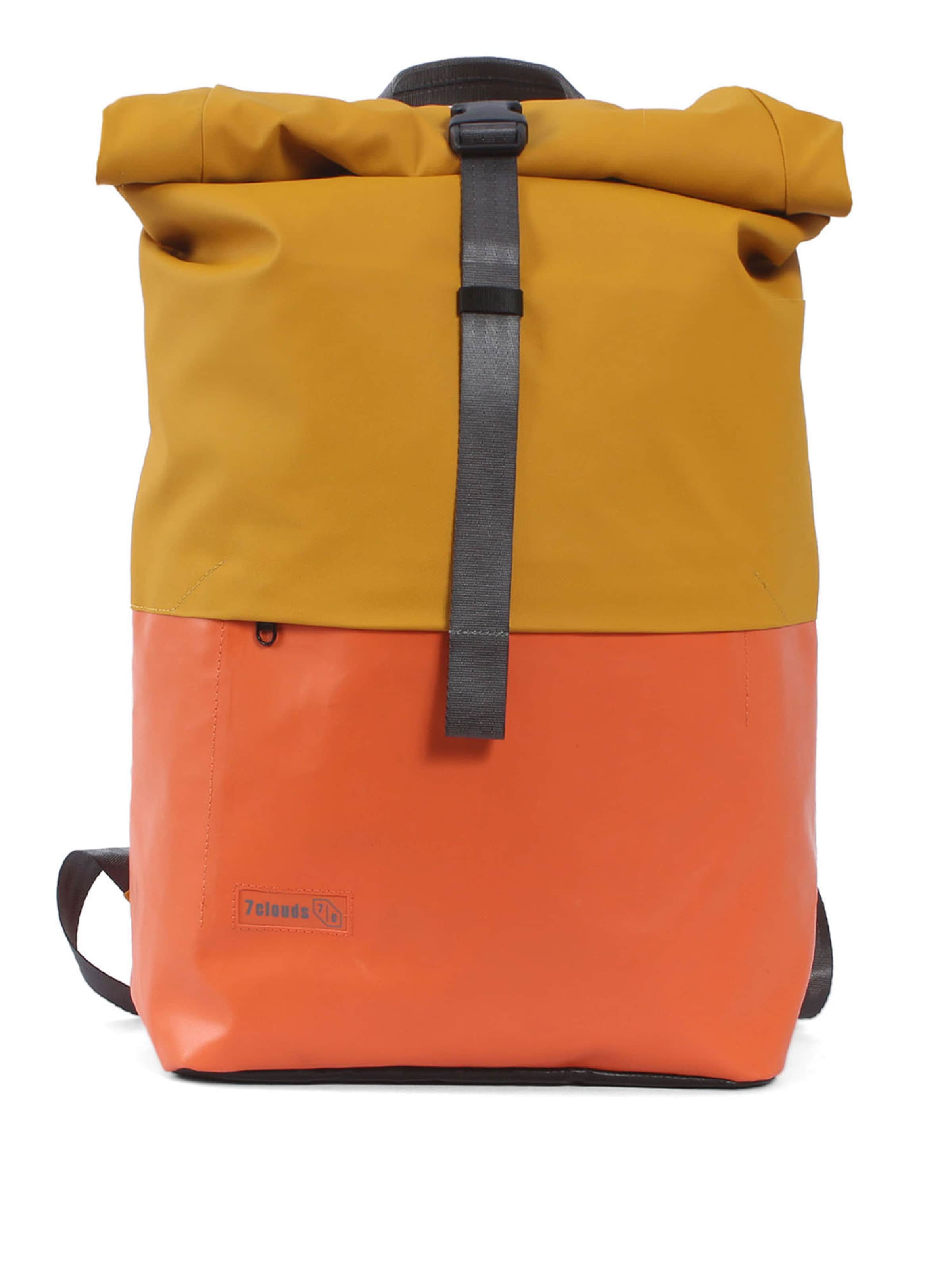 7clouds Backpack 'Nomo 7.1' in Orange: front