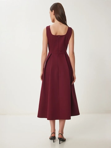 Happiness İstanbul Jurk 'Midi' in Rood