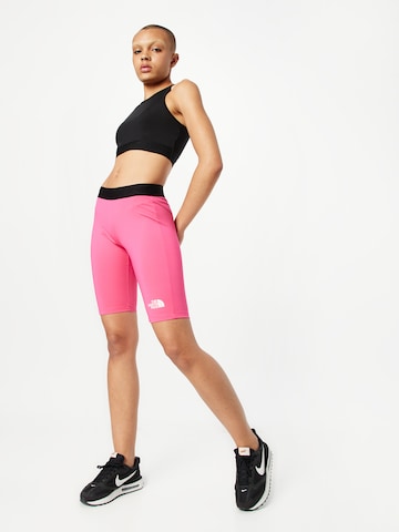 THE NORTH FACE Skinny Sportshorts in Pink