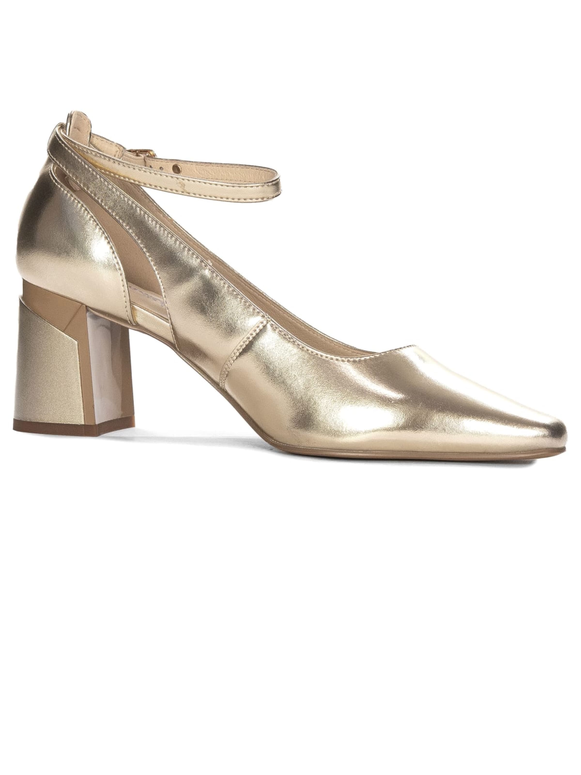 Maciejka Pumps in Gold