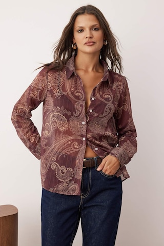 Trendyol Blouse in Brown: front