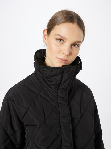 Lindex Between-seasons coat 'Sanja' in Black