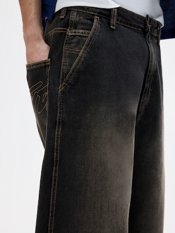 Pull&Bear Baggy Jeans in Black