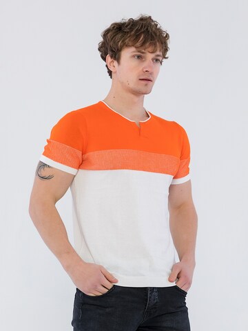 Tricou 'Jaydin' de la Felix Hardy pe alb