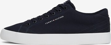 TOMMY HILFIGER Trampki niskie 'Essential' w kolorze niebieski: przód