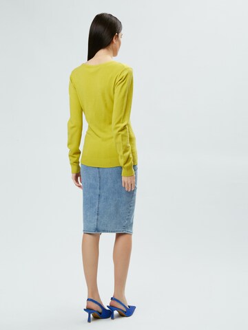 Influencer Sweater in Yellow