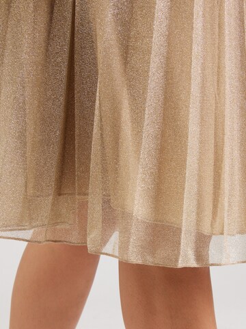 Gonna 'Ruby' di ABOUT YOU in oro