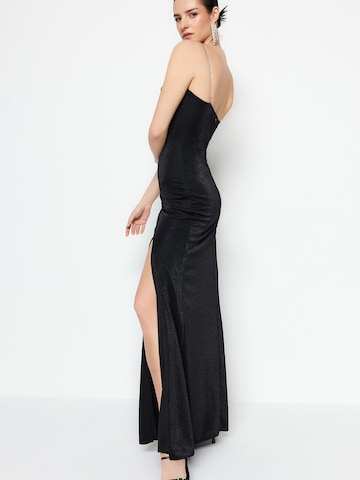 Trendyol - Vestido en negro