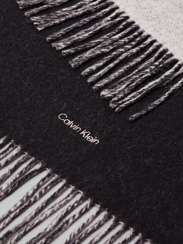 Sciarpa di Calvin Klein in nero