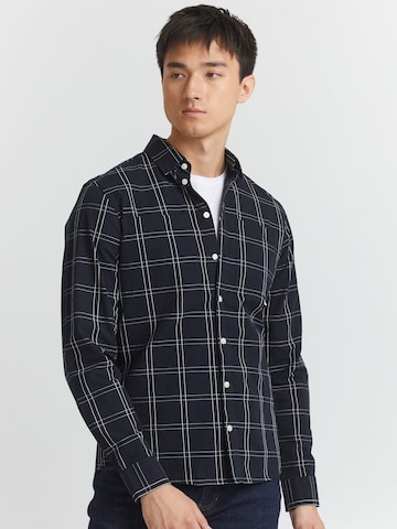 Coupe regular Chemise 'CFAnton' Casual Friday en bleu : devant