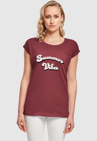 Merchcode Shirt 'Summer Vibes' in Rood: voorkant