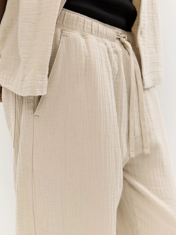 Baggy Pantalon Pull&Bear en marron