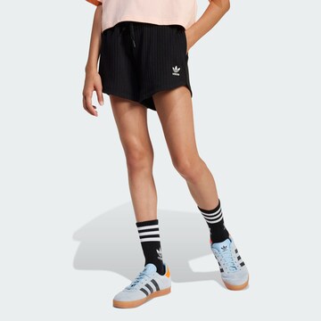 ADIDAS ORIGINALS Loosefit Bukser i sort: forside