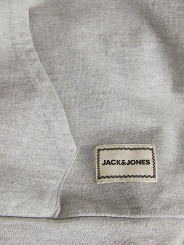 JACK & JONES Sweatshirt in Grau