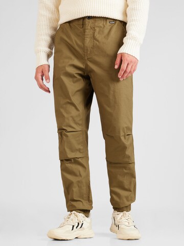 Effilé Pantalon G-Star RAW en vert : devant