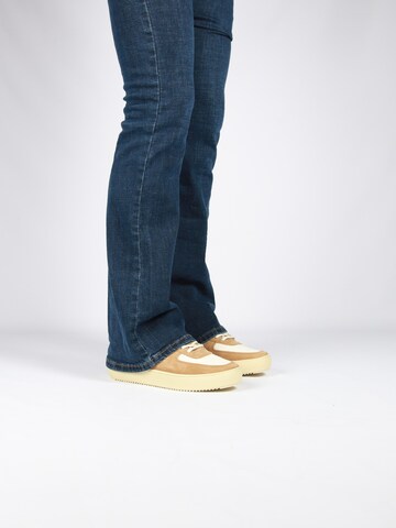 BLACKSTONE Sneakers laag 'HITTY' in Beige