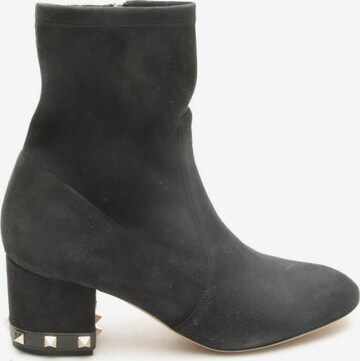 VALENTINO Dress Boots in 38 in Black: front