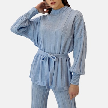 Elara Trui in Blauw