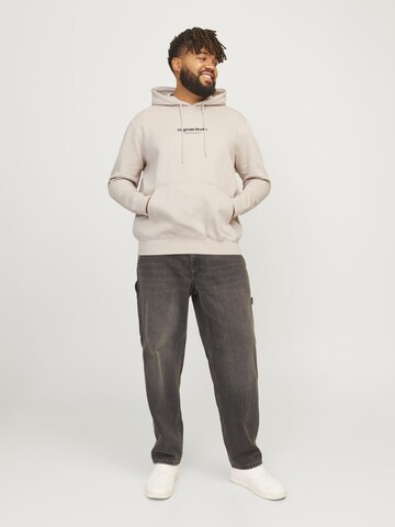 Sweat-shirt 'JORVESTERBRO' Jack & Jones Plus en beige