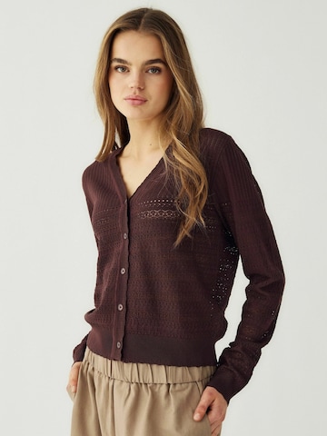 Noella Pullover ' N-Margrit ' i brun: forside