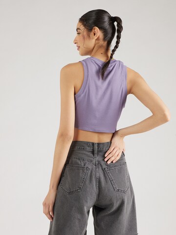 Top 'ESSENTIAL' di Nike Sportswear in lilla