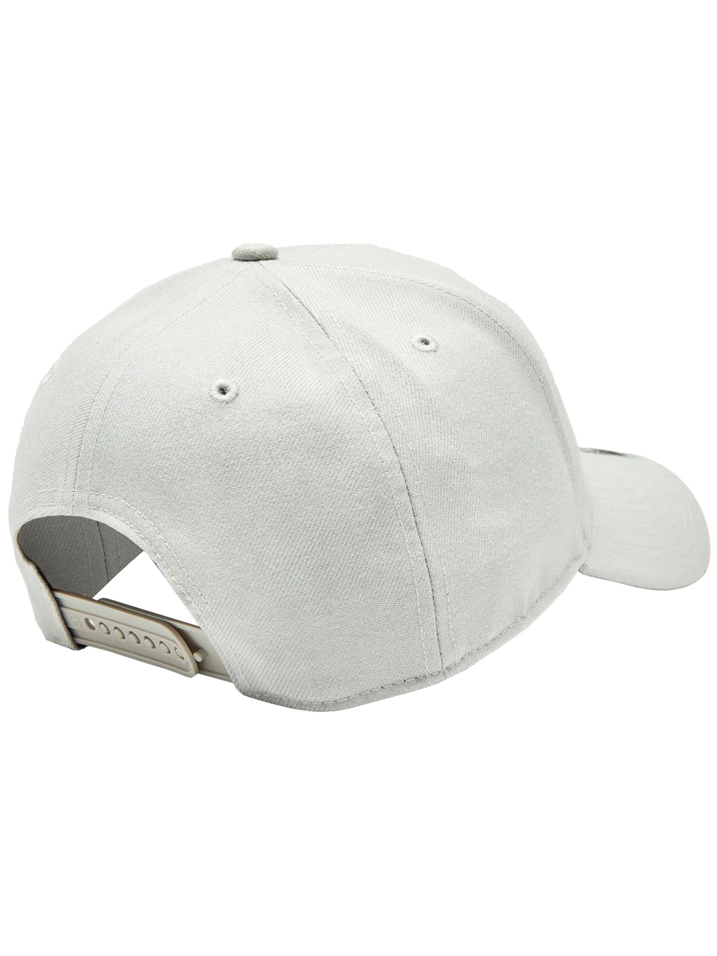 47 Cap‌‌‌‌‌‌‌ in Grau