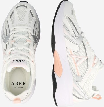 ARKK Copenhagen Sneakers laag 'Oserra' in Roze