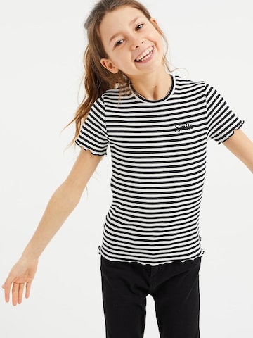 Tricou de la WE Fashion pe negru