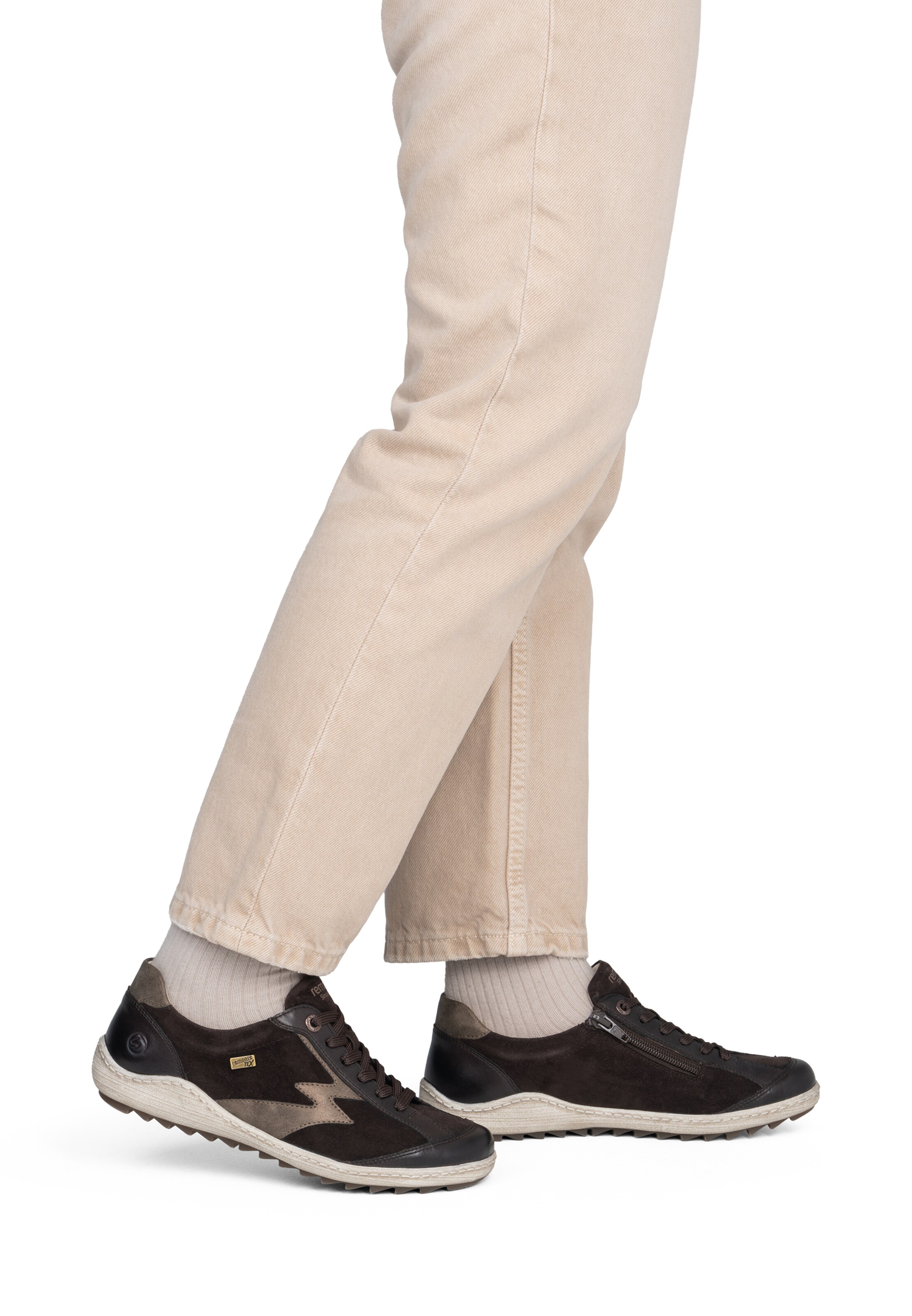 Chaussure à lacets REMONTE en marron : devant