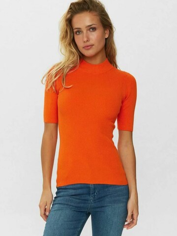 NÜMPH Trui 'Bia' in Rood: voorkant