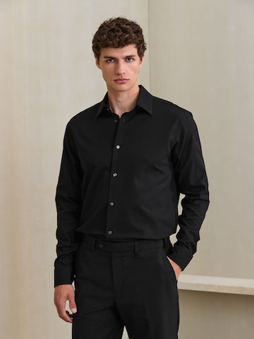 Regular fit Camicia 'Smart' di Next in nero: frontale