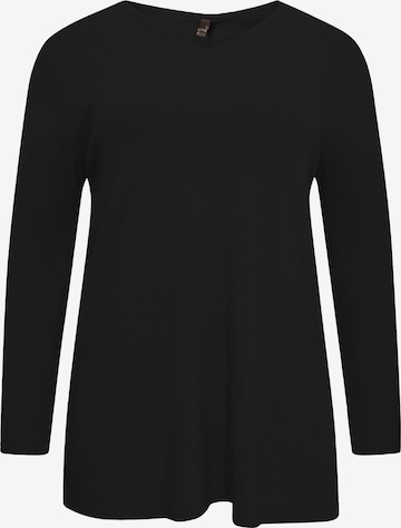 Yoek Sweater in Black: front