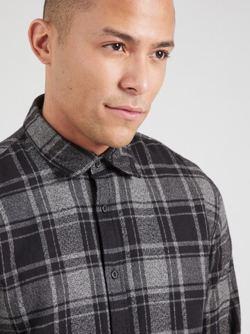 SELECTED HOMME Regular fit Button Up Shirt 'SLHOWen' in Black