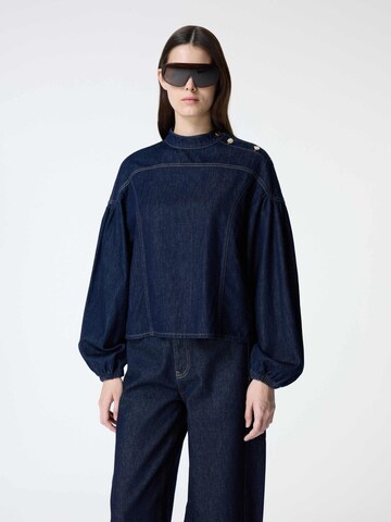 adl Blouse in Blauw