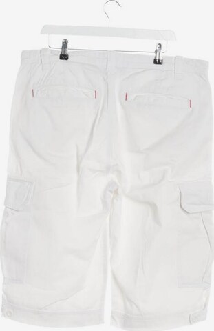 TOMMY HILFIGER Shorts in 33 in White