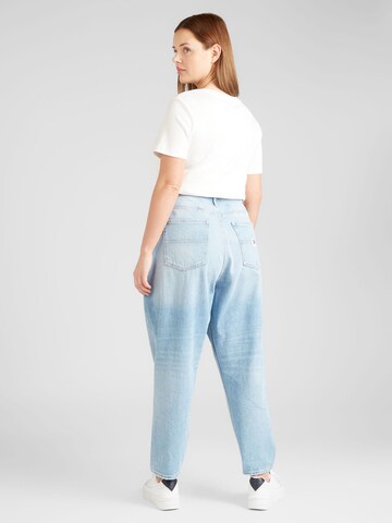 Tommy Jeans Curve Tapered Jeans 'MOM CURVE' in Blau