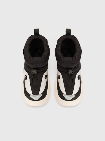 MOON BOOT Snow boots in Black