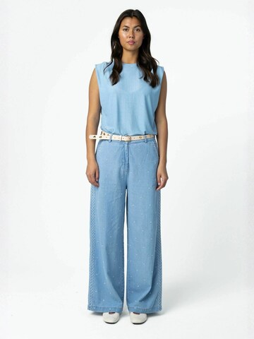 Coster Copenhagen Wide Leg Jeans in Blau: Vorderseite