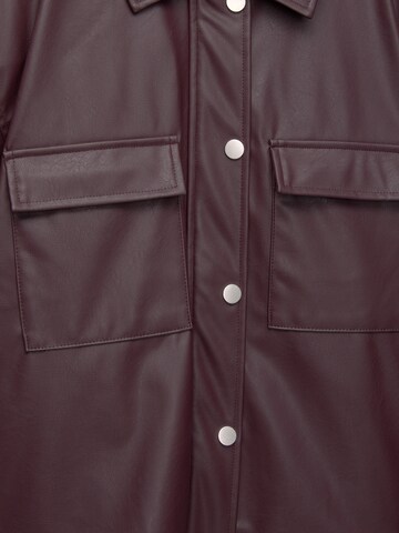 Pull&Bear Jacke in Rot