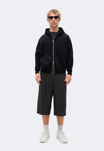 Hanorac 'ESSENTIAL' de la Abercrombie & Fitch pe negru