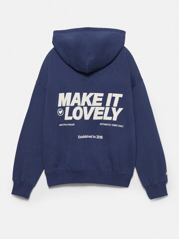 Bluză de molton 'PACIFIC TAKE IT' de la Pull&Bear pe albastru