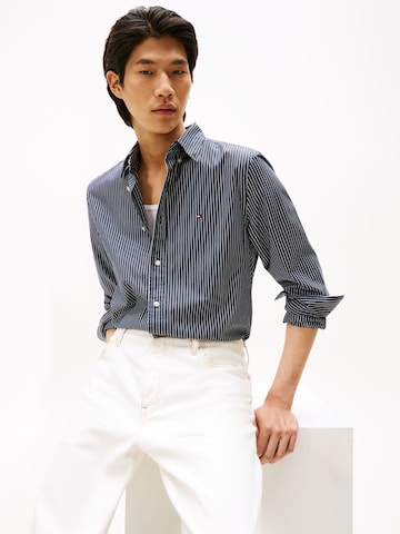 juoda TOMMY HILFIGER Standartinis modelis Marškiniai
