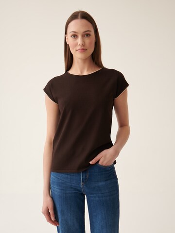 T-shirt 'ESTE' TATUUM en marron : devant