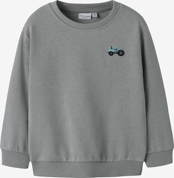NAME IT Sweatshirt 'NMMVALLEN' i grå: forside
