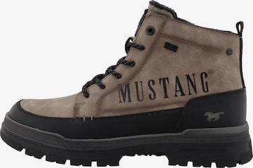 Boots stringati 'Peppin' di MUSTANG in grigio: frontale