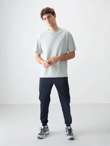 Tommy Life T-Shirts in Grau