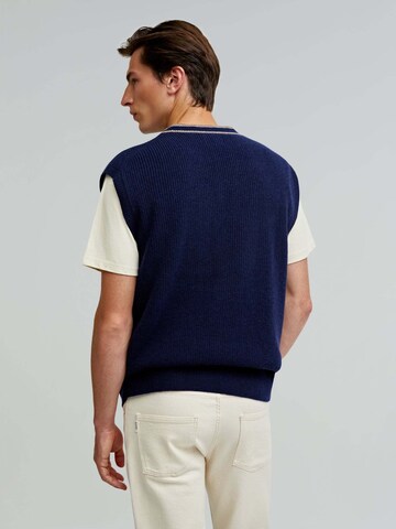Scalpers Sweater Vest 'Icon Austen' in Blue