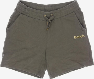 BENCH Shorts in M in Green: front