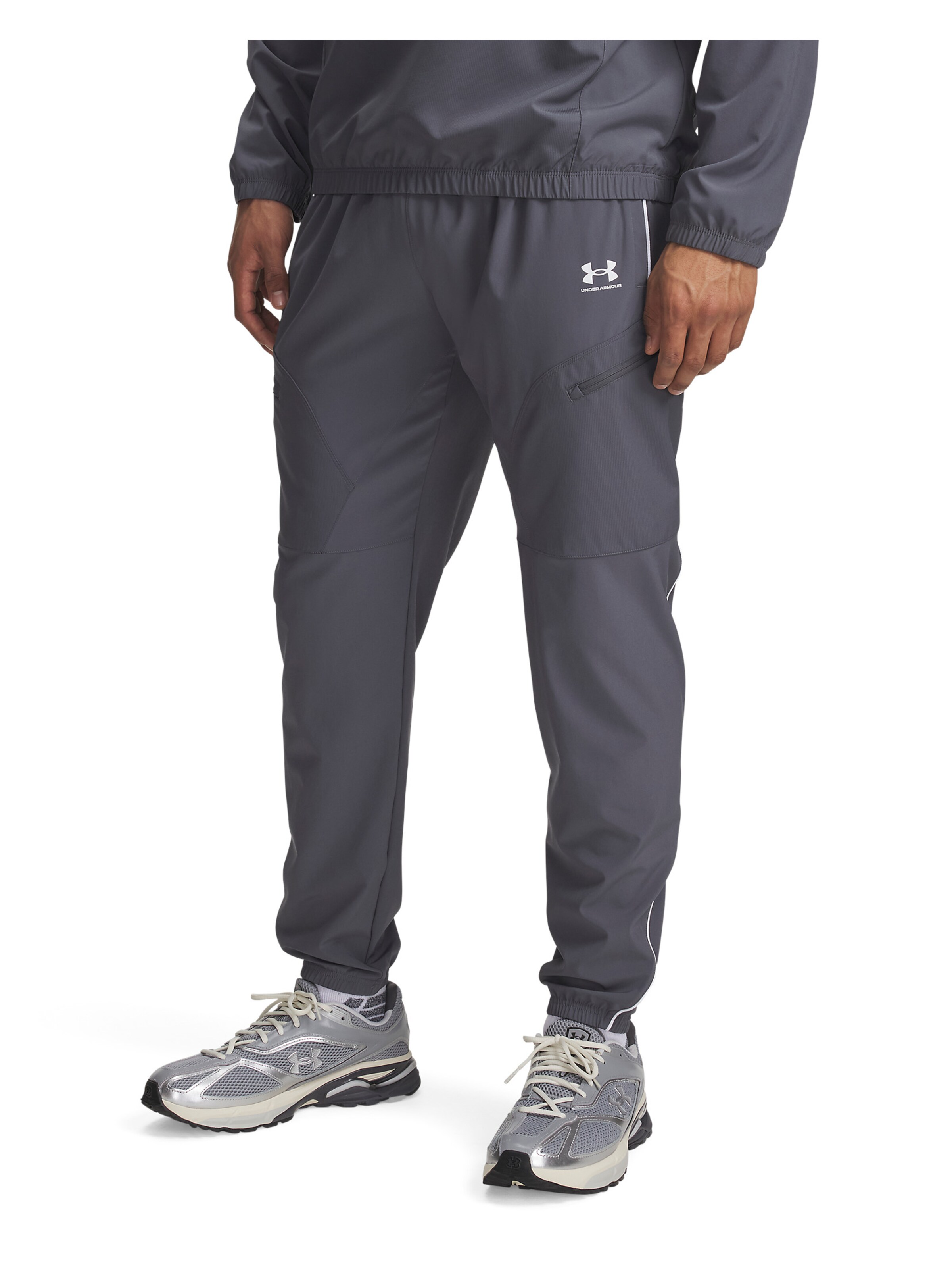 UNDER ARMOUR Regular Sportbroek 'Challenger' in Grijs: voorkant